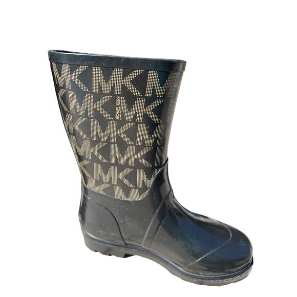 Michael Kors Black Calf  Rainboots in a Size 7 - Picture 7 of 10